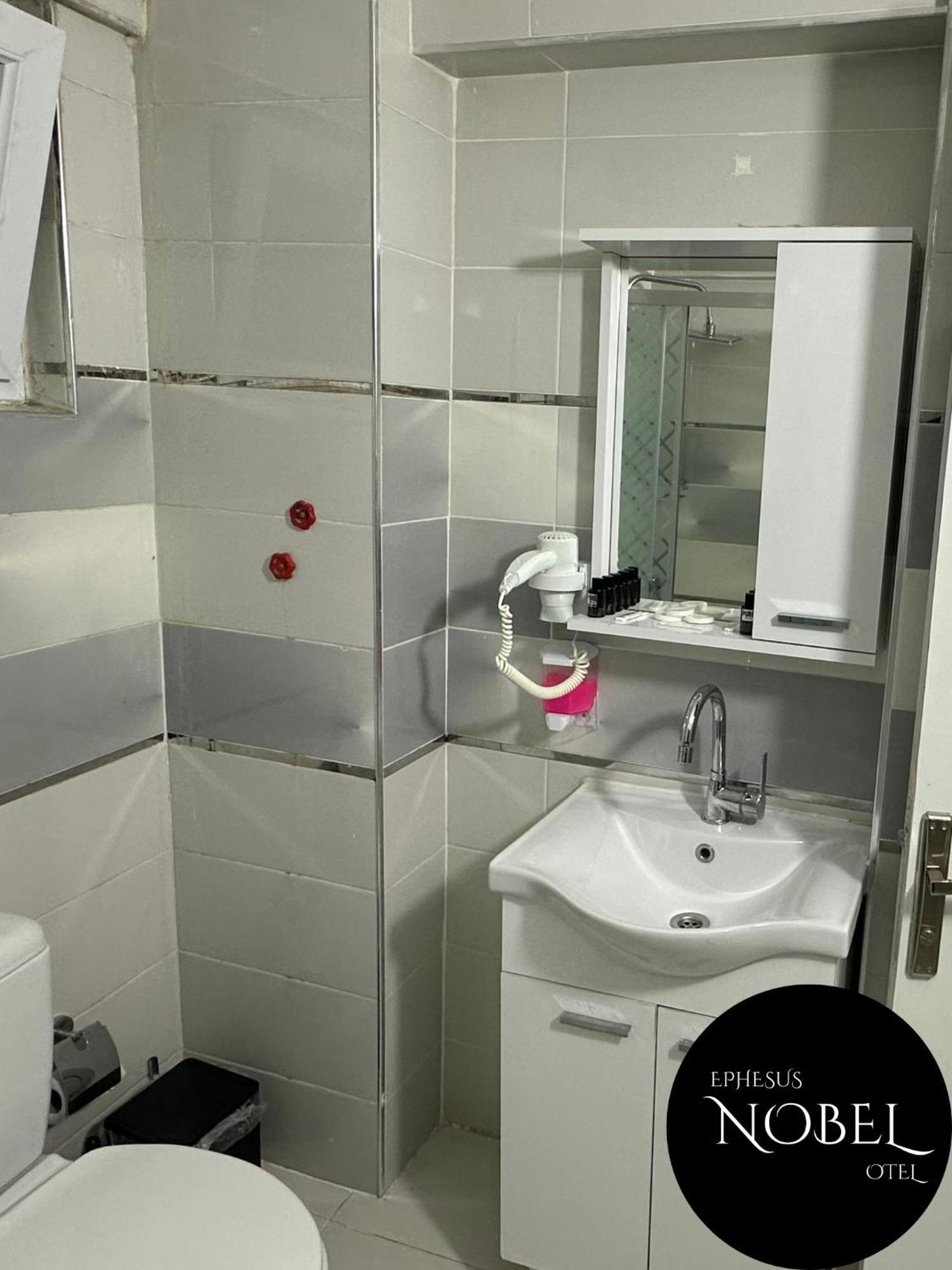 Ephesus Nobel Otel Selcuk ภายนอก รูปภาพ